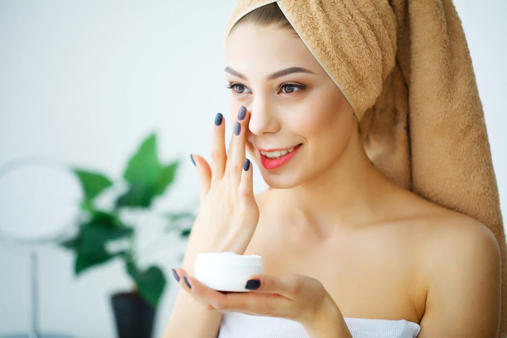 How to Build a Skincare Routine Based on Your Skin Type (Oily, Dry, Combination, Sensitive)