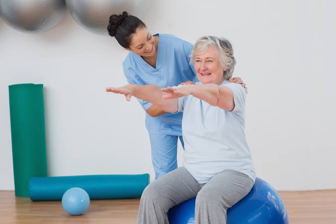  How to Boost Energy Naturally in Old Age Without Relying on Medicines