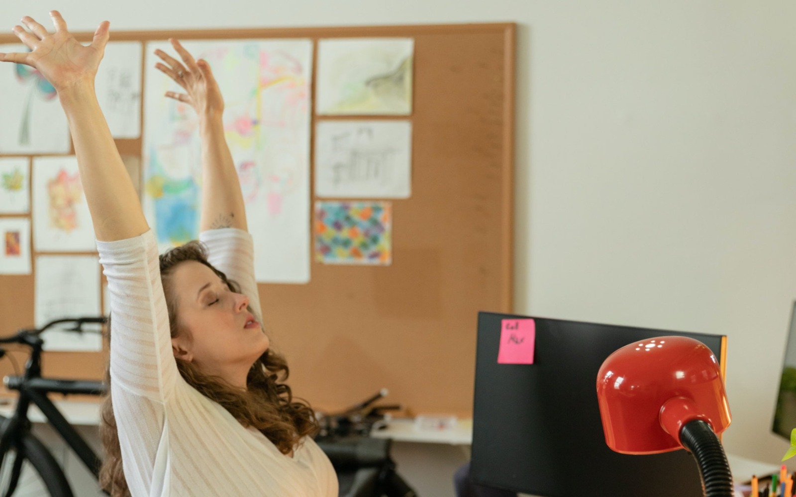 Desk to Dumbbells: 10-Minute Workouts for Busy Professionals.