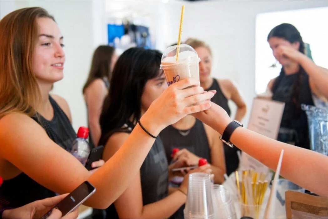 Keep It Simpelle by Elle Linton – UK-based wellness blog offering affordable nutrition and workout tips plus business guidance for fitness professionals.